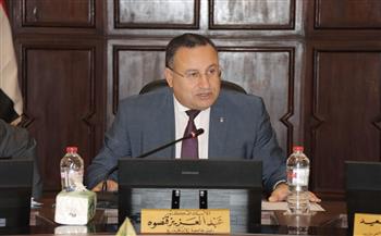 رئيس جامعة الإسكندرية: المستشفيات الجامعية تشهد تطويرًا كبيرًا لرفع كفاءة التجهيزات الطبية الحديثة