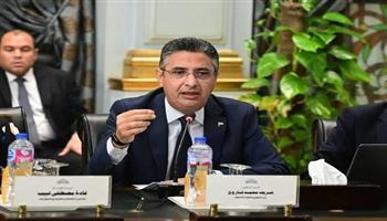 دعم شامل واحتياطي استراتيجي آمن.. التموين تطمئن المواطنين  