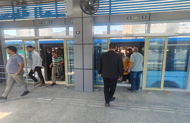 بعد تشغيله تجريبيًا.. تفاصيل محطات المرحلة الأولى من مشروع الأتوبيس الترددي| صور