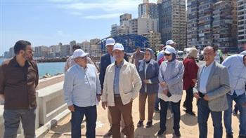 رئيس "المركزي للتعمير" يتفقد مشروعات الطرق وتوسعة كورنيش الإسكندرية من المنتزه إلى فندق المحروسة