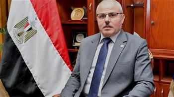 نجاح فريق جراحة الأورام بمستشفى جامعه قناة السويس في استئصال ورم ضخم بالمثانة