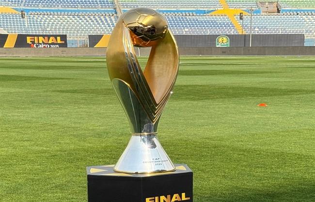 كأس دوري أبطال أفريقيا يصل ملعب 30 يونيو قبل مباراة بيراميدز وصن داونز