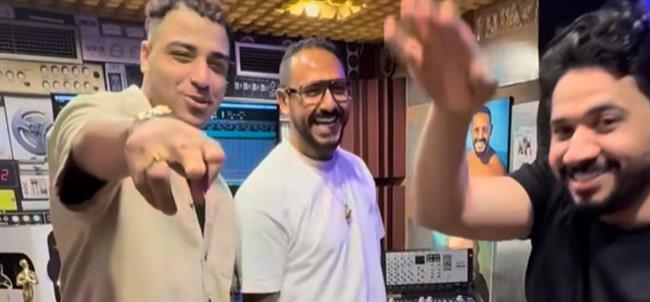 مصطفى حجاج يغني مع إسلام كابونجا "على وضع الطيران"