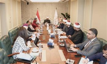 وزير الأوقاف يبحث مع مديرة المركز القومي للبحوث الاجتماعية والجنائية أوجه التعاون المشترك