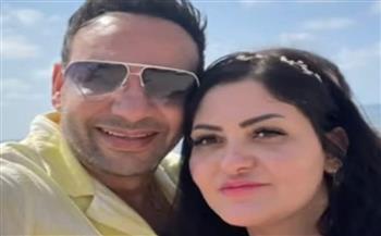 مصطفى قمر يحتفل بعيد ميلاد زوجته