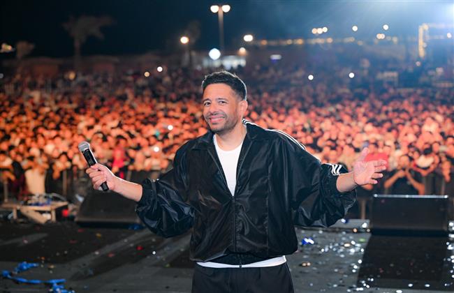حماقي يتألق بأضخم حفلات عيد الأضحى على شاطئ المنصورة الجديدة