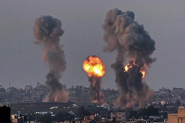 استشهاد 10 فلسطينيين بينهم أطفال في قصف الاحتلال على غزة وخان يونس