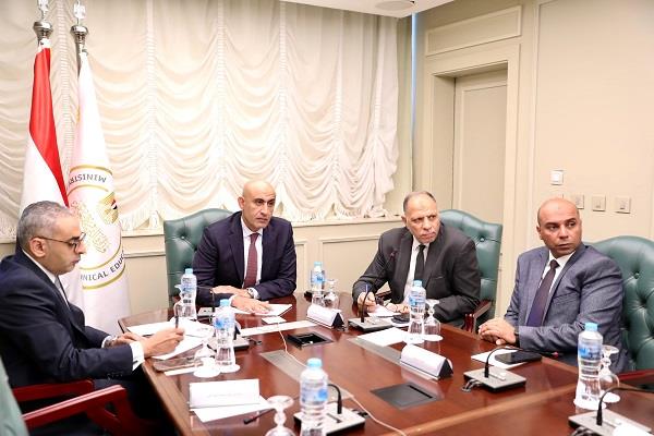 وزير التربية والتعليم يعقد اجتماعًا لاستعراض الاستعدادات النهائية لامتحانات الثانوية العامة 2025