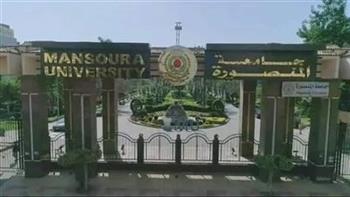 مجلس جامعة المنصورة الأهلية يناقش سير الامتحانات واستعدادات العام الدراسي المقبل