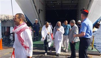 تقل 327 حاجًا.. انطلاق أولى رحلات عودة حجاج الحج السياحي البري من الأراضي المقدسة| صور