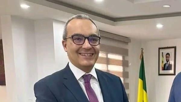 سفير مصر بالسنغال يشيد بالعلاقات الرسمية والشعبية المتميزة بين البلدين