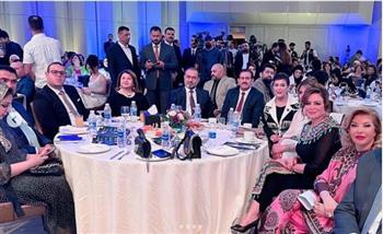 إلهام شاهين: "تحية لكل امرأة مؤثرة في مجتمعها" 