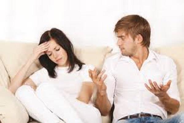وفقًا لعلم النفس.. 5 سلوكيات تكشف كذب شريك الحياة