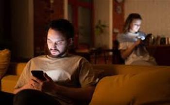 5 عادات رقمية تعتبر خيانة عاطفية على وسائل التواصل الاجتماعي.. احذريها