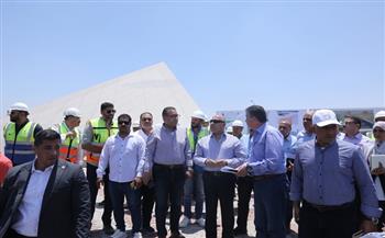 وزير النقل يتابع استعدادات وجاهزية الطريق الدائري ومشروع الأتوبيس الترددي بمنطقة المتحف المصري الكبير 