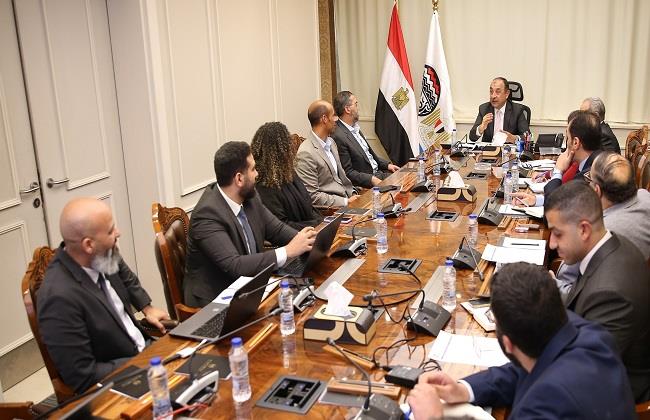 وزير قطاع الأعمال العام يبحث مع "SAP مصر" مستجدات تطبيق نظام "ERP" في الشركات التابعة