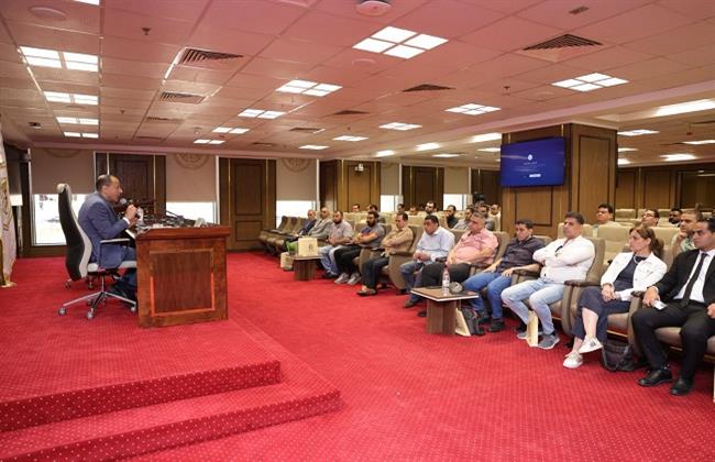 اللجنة التشريعية بقومي المرأة تنظم يوما تعريفيا حول الجهود الوطنية لمناهضة ختان الإناث 
