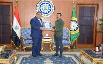 محافظ الدقهلية يطلق اسم شهيد الشهامة البطل خالد عبد العال على المدرسة الإعدادية بقريته