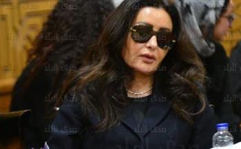 عاجل.. الموت يفجع الفنانة لطيفة