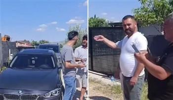 صدمة على الإنترنت.. تركي سيارته الفاخرة مقابل 4 طيور فقط