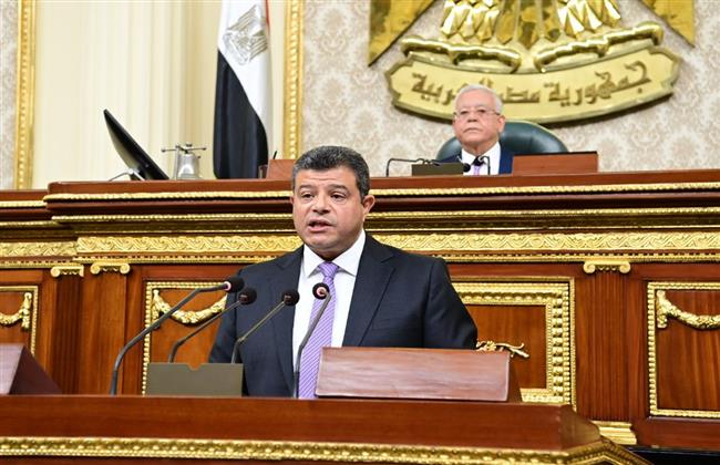 رئيس مجلس النواب يشيد بأداء لجنة الشئون الاقتصادية برئاسة النائب الدكتور محمد سليمان 