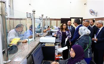 جولة مفاجئة لوزيرة التنمية المحلية على حي عابدين لمتابعة سير العمل بالمركز التكنولوجي
