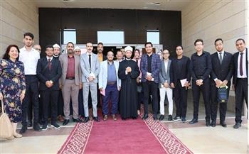 وزير الأوقاف يلتقي وفد اتحاد "بشبابها" لبحث سبل تعزيز التعاون لخدمة النشء بأساليب معاصرة
