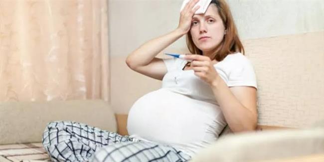 تعرف على أسباب الحمى عند الحامل