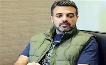 عمرو محمود ياسين يبارك لكريم فهمى على «220 يوم»