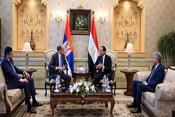 بدء جلسة مباحثات موسعة بين رئيس الوزراء ونظيره الصربي لبحث تعزيز التعاون