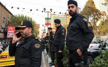 إعلام رسمي إيراني: اعتقال فريق إرهابي على صلة بإسرائيل وبحوزتهم متفجرات في بلدة جنوب غربي طهران