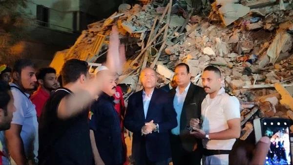 محافظ القاهرة يوجه بتقديم الرعاية الصحية لمصابي العقار المنهار بالسيدة زينب