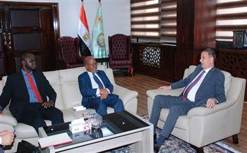 وزير الزراعة يبحث تعزيز استراتيجيات التنمية الزراعية والأمن الغذائي في مصر ودول القارة السمراء