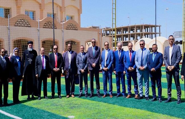 محافظ أسوان ومدير صندوق مكافحة الإدمان يتفقدان مركز العزيمة لعلاج وتأهيل مرضى الإدمان