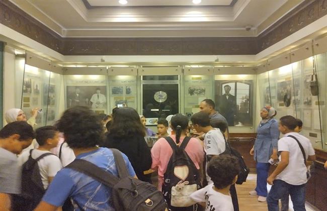 جولة لأتوبيس الفن الجميل مع أطفال مكتبة حلوان في معهد الموسيقى العربية