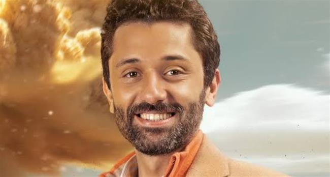 كريم محمود عبد العزيز ينتظر عرض "مملكة الحرير" 