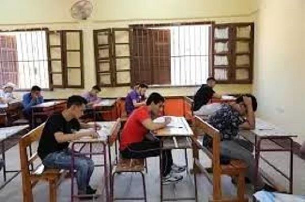 هل مواد المجموع فقط هي الأهم في الثانوية العامة؟.. تربوي يجيب| خاص