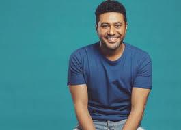 محمد عز لـ«دار الهلال»: فيلم فى عز الضهر لم يتأخر.. والتحضير استغرق وقت كبير 
