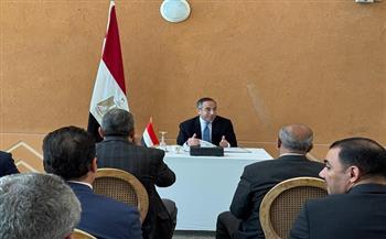 سفير مصر بالدوحة: الدولة تضع في مقدمة أولوياتها الاهتمام بأبناء الوطن في الخارج