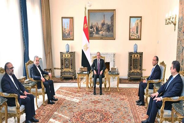 الرئيس السيسي يستقبل وزير الخارجية الإيراني لبحث التطورات المتسارعة بالمنطقة