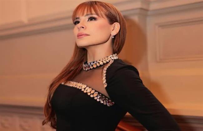 كارول سماحة بإطلالة جديدة في حفلها الثاني بأمستردام 
