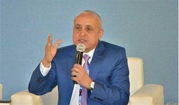 محافظ الأقصر يوجه بإعداد حصر شامل بالمنشآت الآيلة للسقوط بعد تفقده لـ "كوم البعيرات"