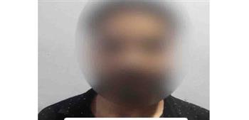 ضبط قائد سيارة تابعة لإحدى شركات النقل الذكي لتحرشه بسيدة وسرقة متعلقاتها الشخصية