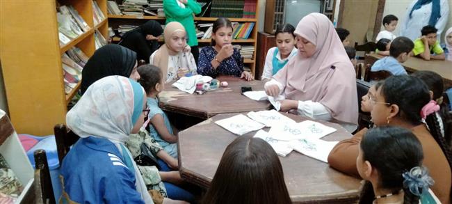 ثقافة أحمد بهاء الدين ينظم ورشة لتعليم فنون التطريز للأطفال بأسيوط