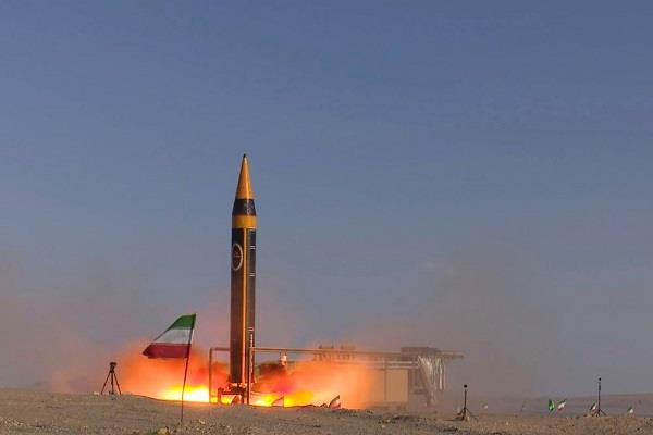الاحتلال يعلن قصف أكثر من 35 موقعًا لإطلاق الصواريخ في إيران.. وطهران تتعهد بالقتال لسنوات