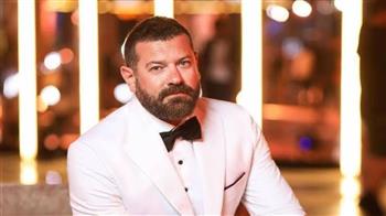 عمرو يوسف بطلاً لـ«موسم صيد الغزلان» 