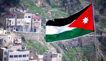 إطلاق صفارات الإنذار في الأردن بعد رصد أجسام طائرة