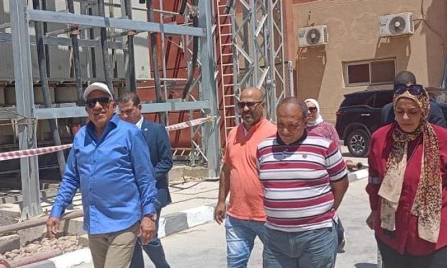 وزير الكهرباء يتفقد مجمع المخزون الاستراتيجي للكابلات بهضبة الأهرامات 