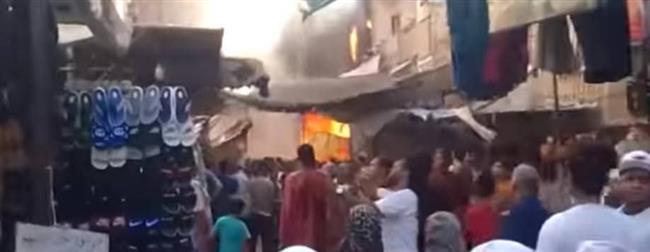 الحماية المدنية تحاول السيطرة على حريق عدد من المحلات بشارع فيصل  