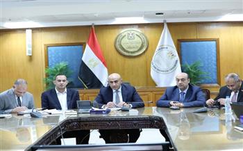 وزير التربية والتعليم يواصل متابعة غرفة عمليات امتحانات الثانوية العامة للعام الدراسي 2024/2025 